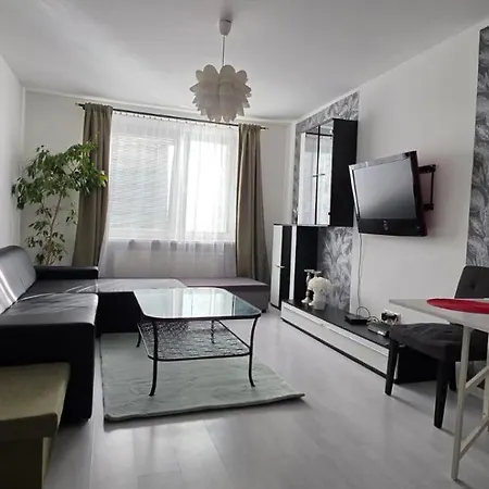 V Centre Mesta Apartman